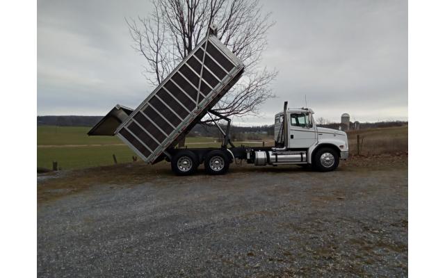 1999 Freightliner Dump Truck For Sale In Ephrata, Pennsylvania 17522