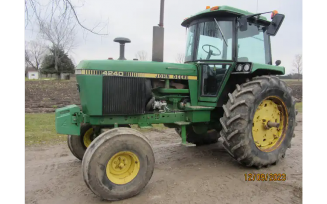 1981 John Deere 4240 Tractor For Sale In Kincardine, / Ontario Canada N2Z 2X5