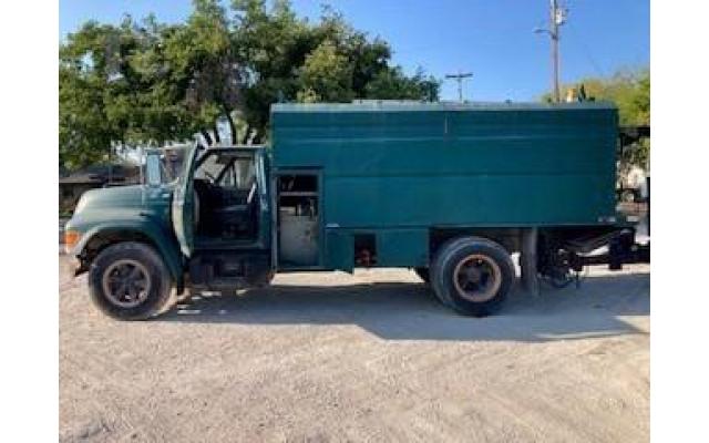 1995 Ford F800 Chipper Truck For Sale In Austin, Texas 78731