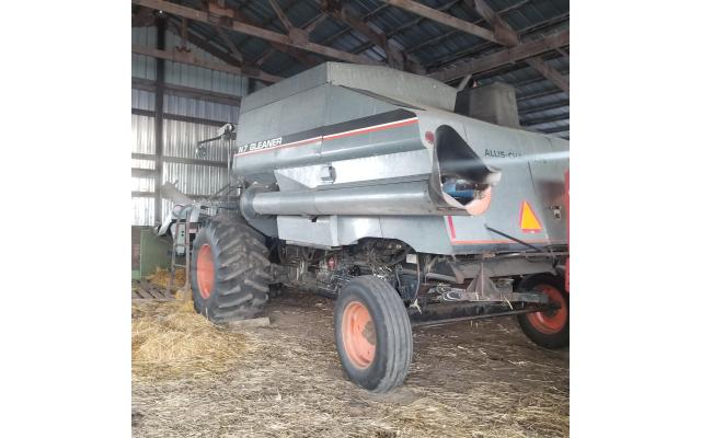1984 Gleaner N7 Combine For Sale In Gary, Minnesota 56545